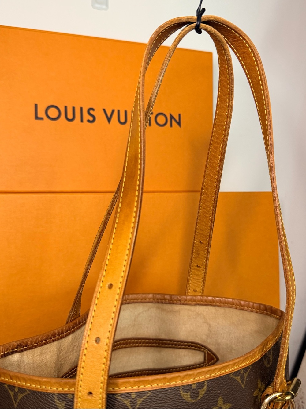 Louis Vuitton Monogram Bucket GM Brown - Picture 14 of 14